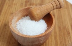 fungsi-garam-industri-sumatraco-untuk-mengelupas-sel-kulit-mati - Web design surabaya