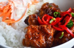 resep-ayam-goreng-tepung-saus-merah-lada-hitam-menggunakan-garam-industri-sumatraco - Web design surabaya