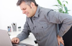 duduk-lama-di-kursi-inilah-tanda-tanda-bahwa-anda-butuh-office-chair-singapore-yang-baru - Web design surabaya