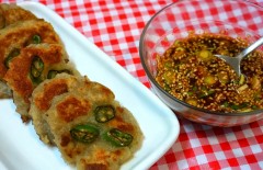 resep-gamja-jeon-pancake-ala-korea-menggunakan-tambahan-garam-sumatraco - Web design surabaya