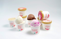 beautiful-sweet-and-delicious-cake-from-bebini-gelati-cafe-surabaya-by-chendra-cahyadi-and-mark-design-web-design-jakarta - Web design surabaya