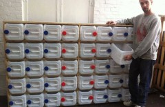 ubah-jerigen-plastik-bekas-menjadi-laci-serbaguna - Web design surabaya