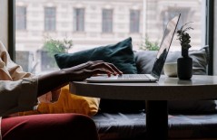 buat-website-untuk-produk-anda-menggunakan-jasa-pembuatan-website-jasa-pembuatan-web-surabaya-jasa-pembuatan-web-jasa-pembuatan-website-jasa-pembuatan-website-surabaya - Web design surabaya