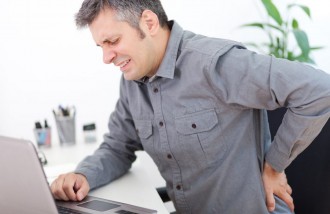 duduk-lama-di-kursi-inilah-tanda-tanda-bahwa-anda-butuh-office-chair-singapore-yang-baru - Web design surabaya