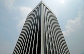 menampilkan-modern-arsitektural-dari-summitmas-sudirman-jakarta-oleh-chendra-cahyadi-and-mark-design-web-design-jakarta-surabaya - Web design surabaya