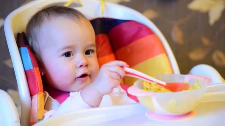 kapan-makanan-bayi-sudah-boleh-ditambahkan-garam-industri-sumatraco