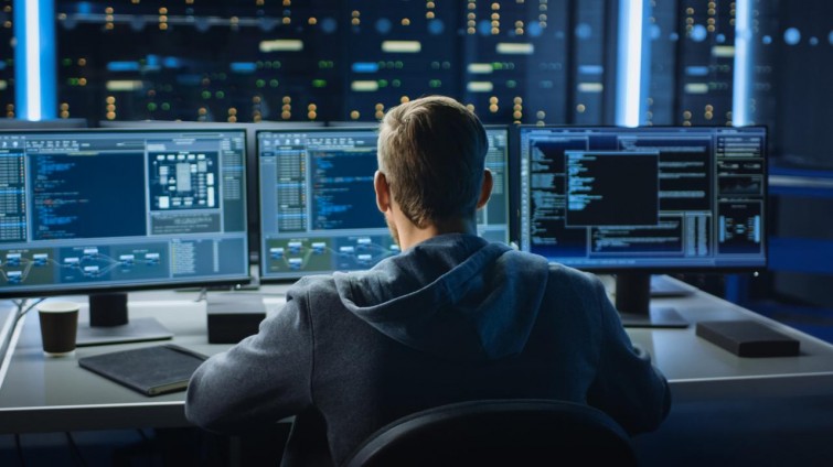 peran-penting-cyber-security-pada-perusahaan-digital-jasa-pembuatan-web-surabaya-jasa-pembuatan-web-jasa-pembuatan-website-jasa-pembuatan-website-surabaya