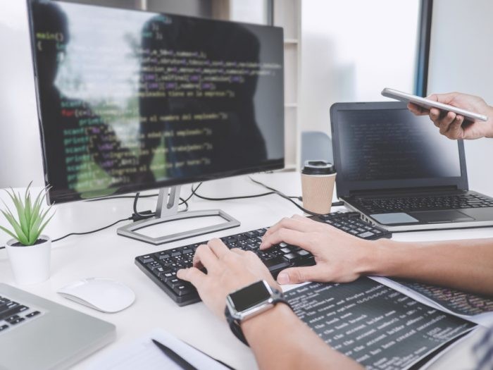 tips-memilih-jasa-pembuatan-website-untuk-bisnis-toko-online-jasa-pembuatan-web-surabaya-jasa-pembuatan-web-jasa-pembuatan-website-jasa-pembuatan-website-surabaya