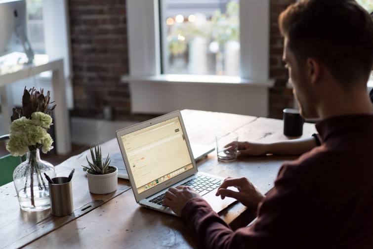tips-cara-memilih-jasa-pembuatan-website-jasa-pembuatan-web-surabaya-jasa-pembuatan-web-jasa-pembuatan-website-jasa-pembuatan-website-surabaya