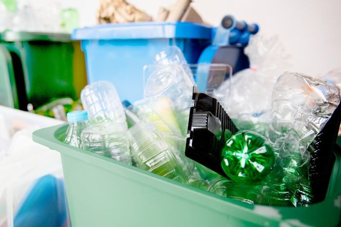 3-tips-mudah-untuk-mendaur-ulang-sampah-botol-plastik