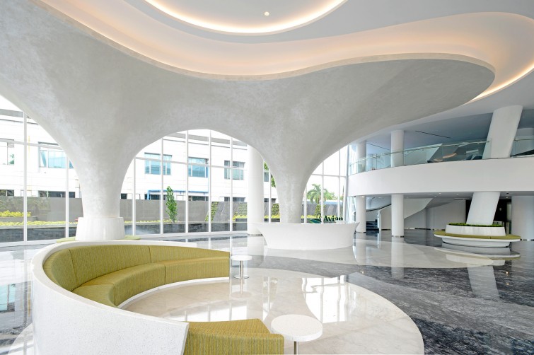 interior-elegan-di-balik-bangunan-ikonik-avian-tower-interior-photography-oleh-chendra-cahyadi-and-mark-design-web-design-jakarta