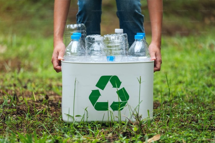panduan-penggunaan-berkali-kali-botol-plastik-di-rumah-dan-tempat-kerja