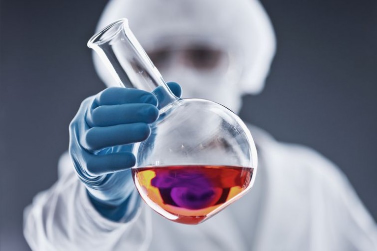 bahan-kimia-industri-terbaik-untuk-semua-skala-bisnis-di-surabaya