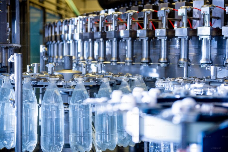 the-role-of-recycled-plastic-bottles-in-industrial-production-processes
