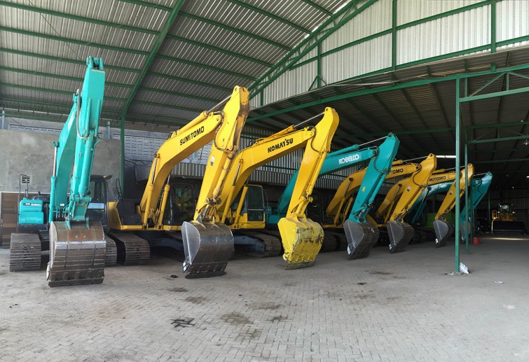 sewa-rental-alat-berat-di-surabaya
