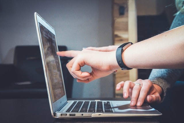 bisnis-terlihat-selalu-aktif-dengan-website-jasa-pembuatan-web-surabaya-jasa-pembuatan-web-jasa-pembuatan-website-jasa-pembuatan-website-surabaya