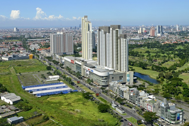 see-the-majestic-of-lenmarc-mall-surabaya-captured-by-chendra-cahyadi-and-mark-design-web-design-jakarta