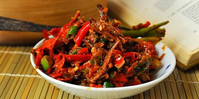 resep-sambal-terasi-teri-pedas-menggunakan-garam-industri-sumatraco