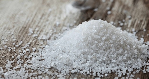 salz-sumatraco-salz-viralkan-konten-berichten-einen-mix-aus-glas