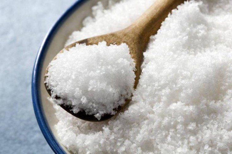 eat-industrial-salt-for-increasing-sports-performance