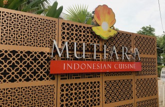 mutiara-restaurant-surabaya-3d-letter-acrylic - Web design surabaya