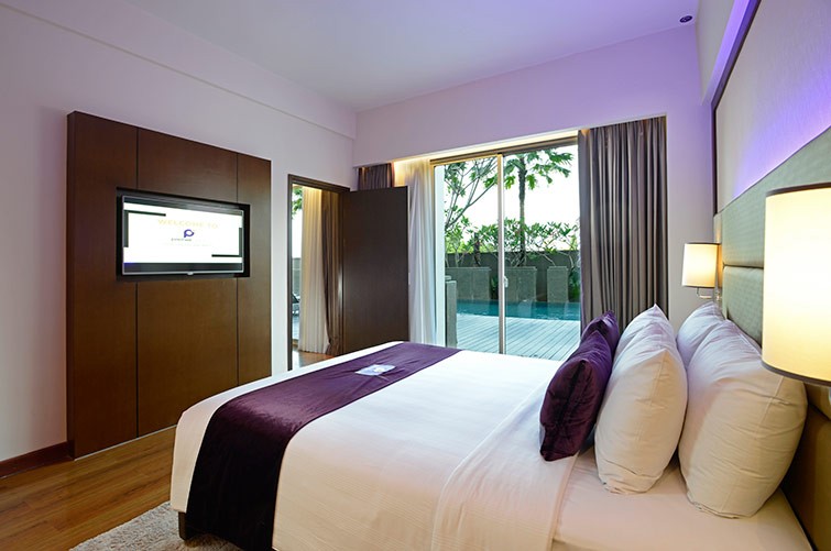 premier-place-surabaya