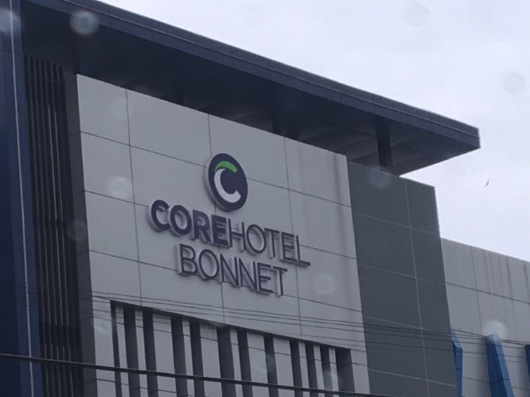 corehotel-bonnet-surabaya-3d-letter-timbul-led