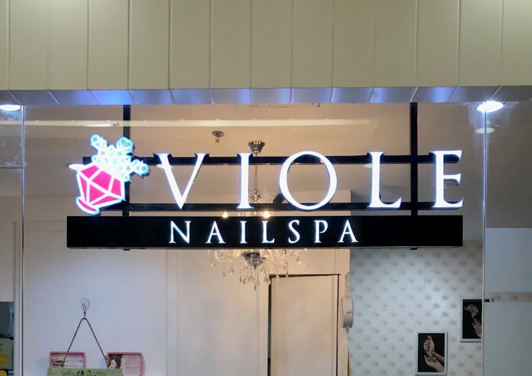 viole-nailspa-surabaya-3d-letter-timbul-led