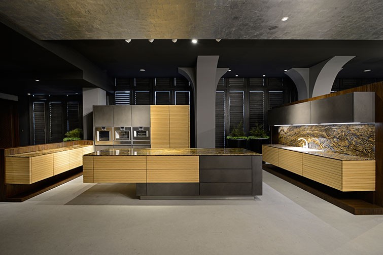 nippo-showroom-surabaya